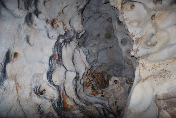istock Magura cave - Bulgaria 1171367232