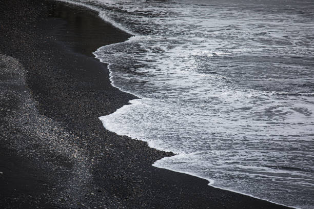 istock Reynisfjara beach, Iceland 1171397172