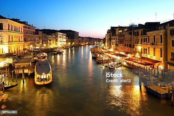 Grand Canal Wenecja - zdjęcia stockowe i więcej obrazów Noc - Noc, Wenecja - Włochy, Architektura