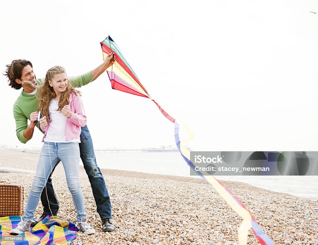 Pai e filha, dia na praia - Foto de stock de Adolescente royalty-free
