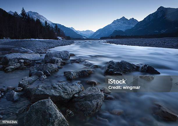 Dawn Na Rzeka Lech W Pobliżu Forchach Tyrol Austria - zdjęcia stockowe i więcej obrazów Potok