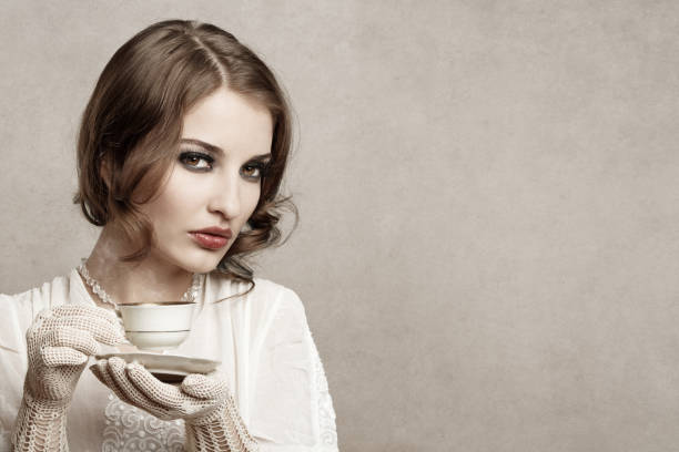 istock Retro cafe girl 117145643