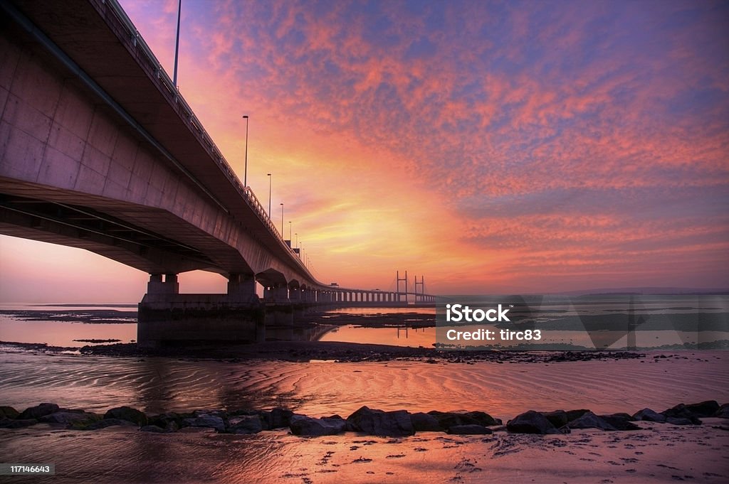 Second Pont Severn Crossing au coucher du soleil - Photo de Autoroute libre de droits