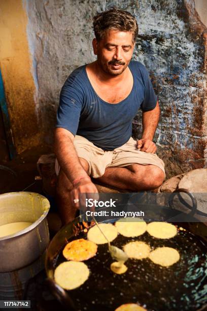 Indian Straßenverkäufer Stockfoto und mehr Bilder von Asiatischer und Indischer Abstammung - Asiatischer und Indischer Abstammung, Asien, Braunes Haar