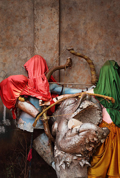 istock Hindu Ceremony Mannequins 117147460