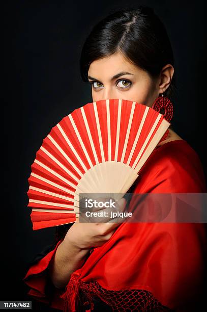 Photo libre de droit de Danseuse De Flamenco Portrait banque d'images et plus d'images libres de droit de Éventail - Éventail, Femmes, Une seule femme