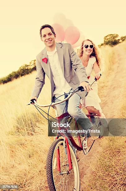 Couple On A Beach Cruiser Stock Photo - Download Image Now - Couple - Relationship, Valentine's Day - Holiday, Tandem Bicycle