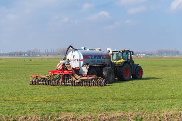 Traktor mit Gülletank – Foto