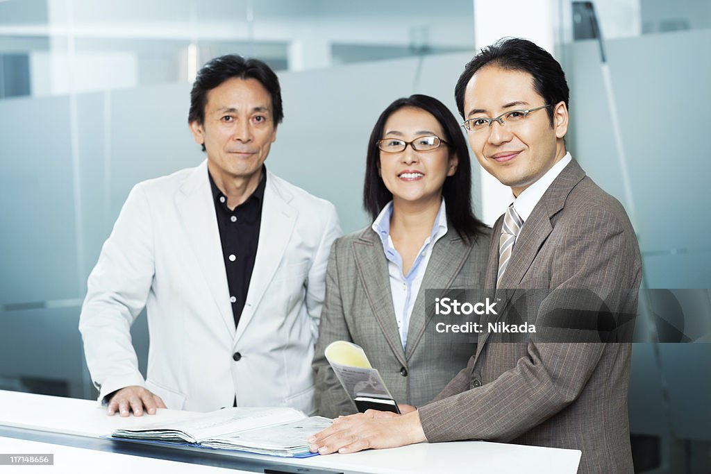 アジア businessteam - 3人のロイヤリティフリーストックフォト