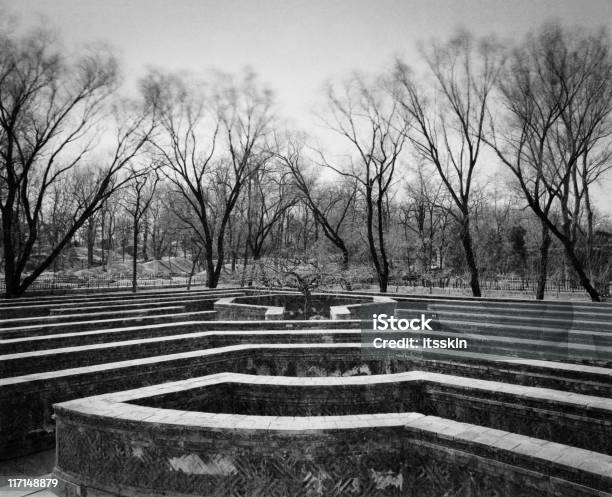 Alte Labyrinth Stockfoto und mehr Bilder von Irrgarten - Irrgarten, Spuk, Grauen