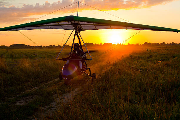 planeador motorizado - avión ultraligero fotografías e imágenes de stock