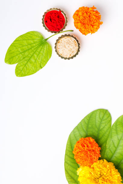 istock Happy Dussehra greeting card , green leaf and rice 1171496694