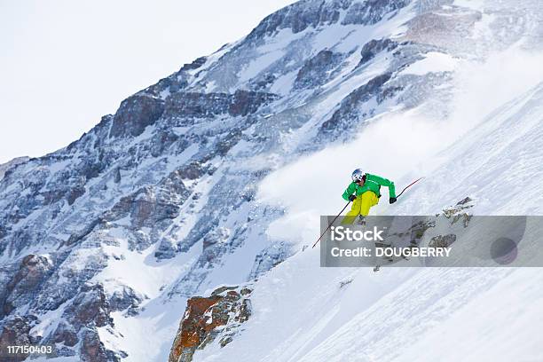 Photo libre de droit de De Ski Action banque d'images et plus d'images libres de droit de Abrupt - Abrupt, Activité de loisirs, Adulte