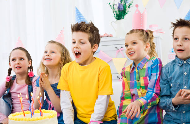 istock Kids birthday party 117150587