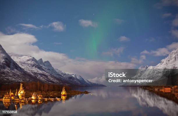 Ersfjord 아우로라 트롬소에 대한 스톡 사진 및 기타 이미지 - 트롬소, 경관, 고요한 장면