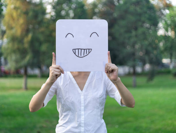 istock Girl Holding a Whiteboard Facial Expression 1171513631