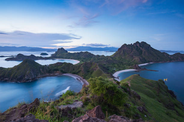 istock Padar island, Indonesia 1171528837