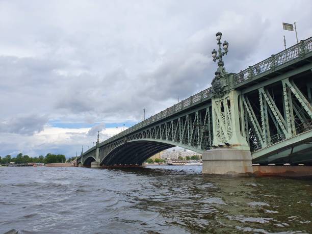 istock Trinity Bridge in Saint Petersburg 1171548288