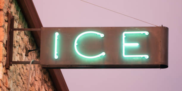 istock Blue Green Neon Simple Rusty Metal Sign Says Ice 1171595977