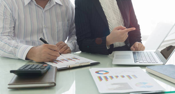 istock Financial advisor team coworker 1171633572