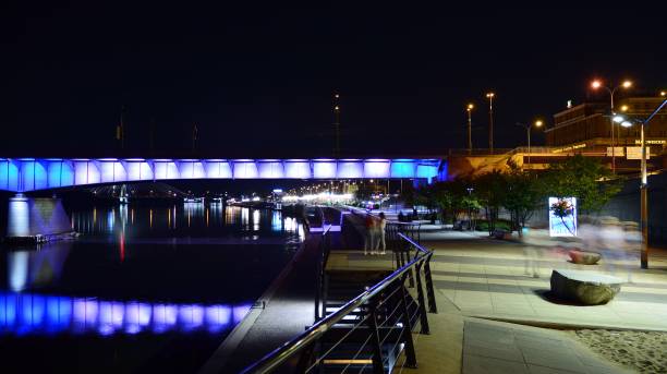 istock Boulevards on the western side of the River in night. 1171654552
