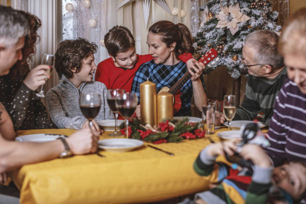 istock Family Christmas Time 1171655054