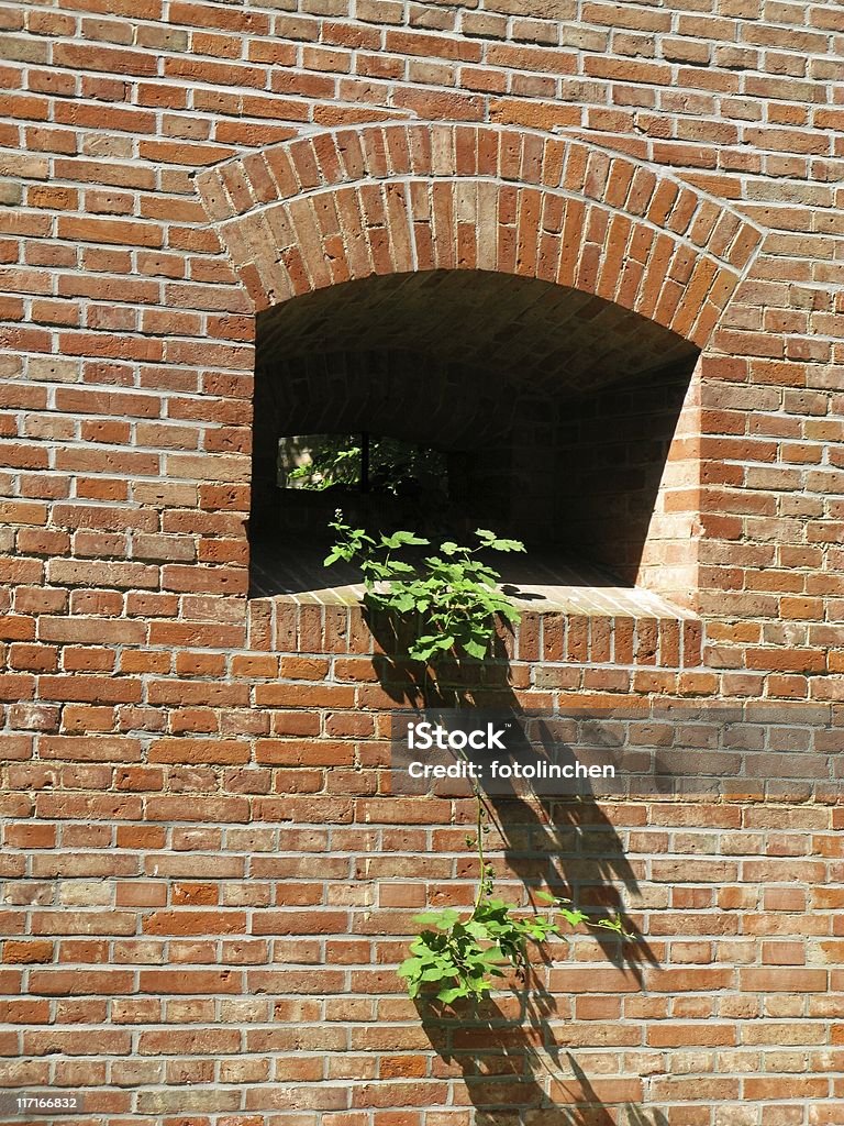 Fenster Einer Festungsmauer - Lizenzfrei Farbbild Stock-Foto