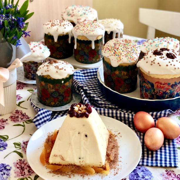 homemade easter bread, Easter eggs and Curd Easter