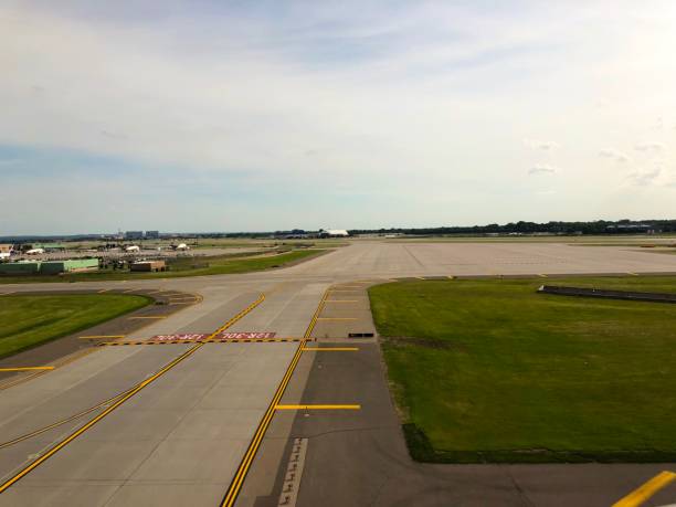 istock Airport runway Minneapolis airport 1171692430