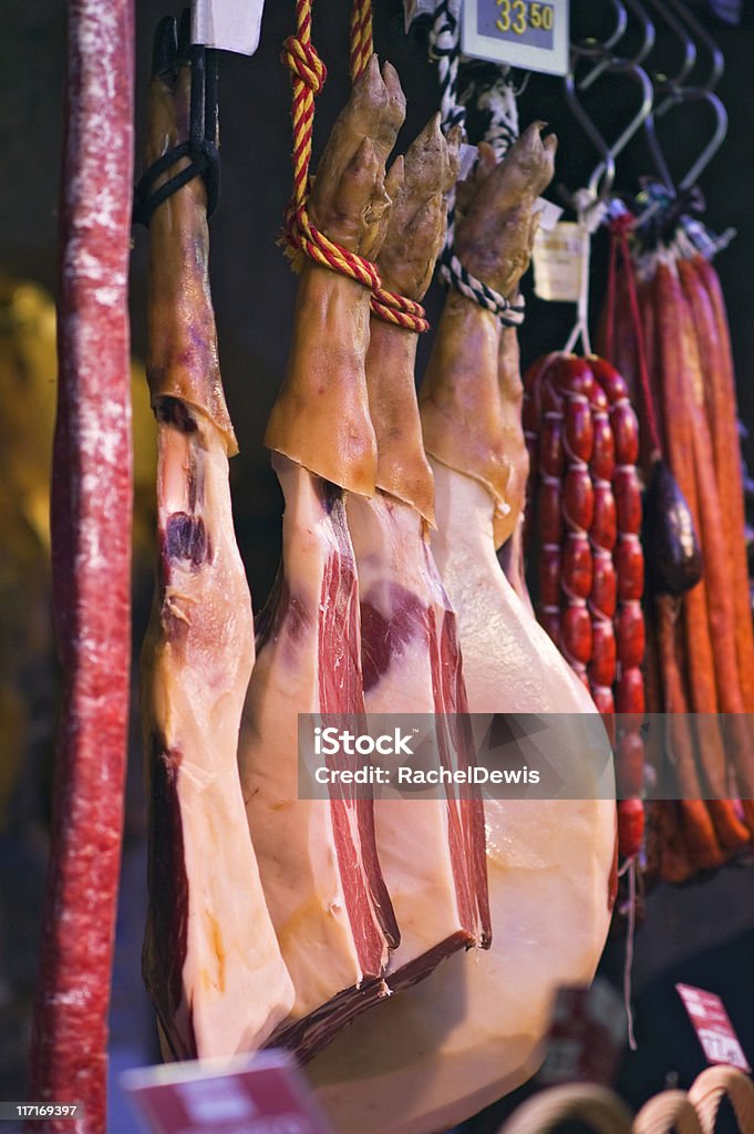 butcher. - Zbiór zdjęć royalty-free (Danie mięsne)