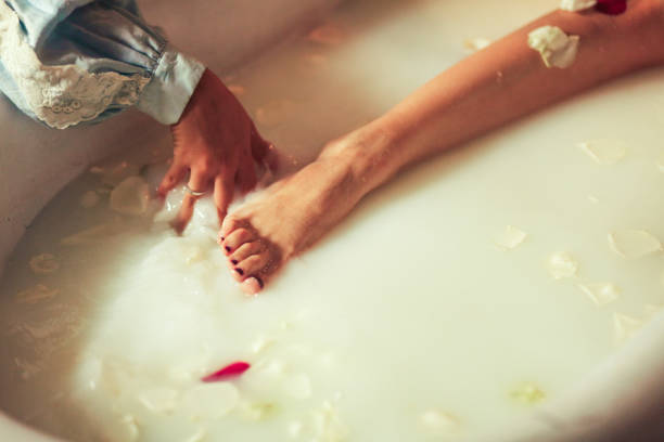 istock Beautiful legs in milk bath 1171726685