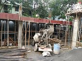 zementmischer-auf-einer-baustelle.jpg?b=