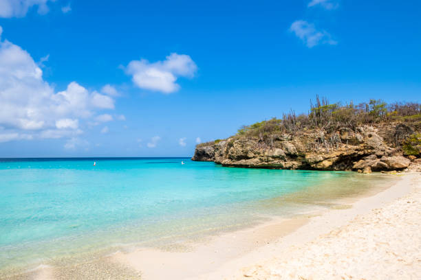 キュラソー ケパ グランディ ビーチ - beach sea landscape curacao ス��トックフォトと画像