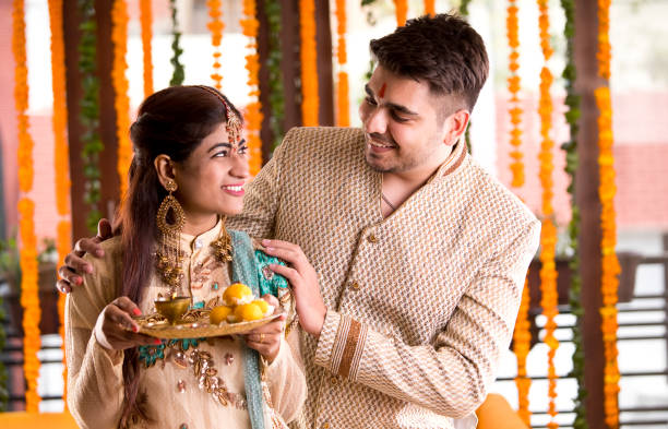 istock Loving brother and sister with gift box 1171765529