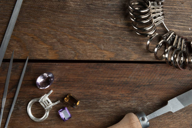 istock Jewelery Equipment 1171781542