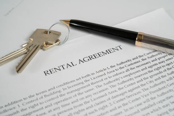 istock Rental agreement with house keys 1171785097
