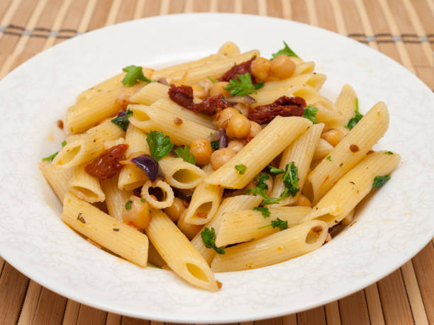 Pasta with chickpeas and sun-dried tomatoes