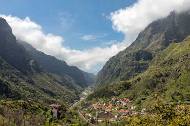 istock View the pass Boca da Encumeada in Madeira. Portugal 1171787663