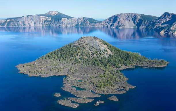 istock Crater Lake National Park, Oregon 1171806767