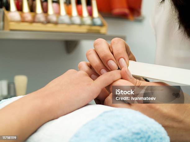 Foto de Preparação De Manicure e mais fotos de stock de Adulto - Adulto, Beleza, Cosmético