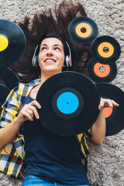 istock Listening to old records 1171817077