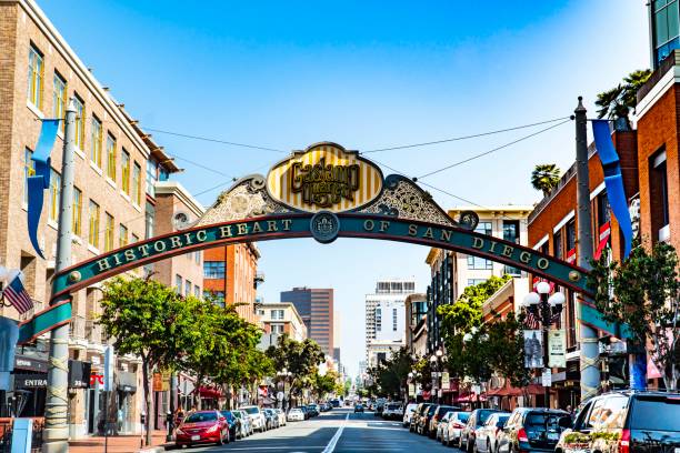 bairro gaslamp de san diego (distrito) - san diego county - fotografias e filmes do acervo