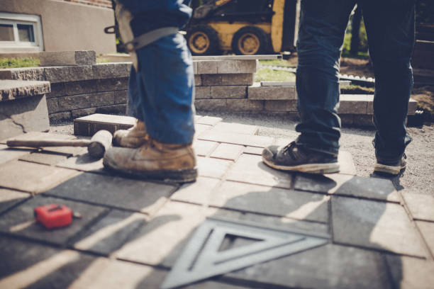 istock Installing paving stones is not an easy job 1171840421