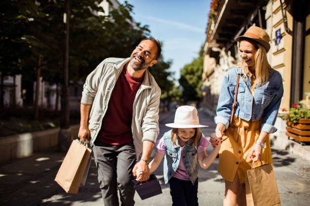 istock Family Shopping 1171851098