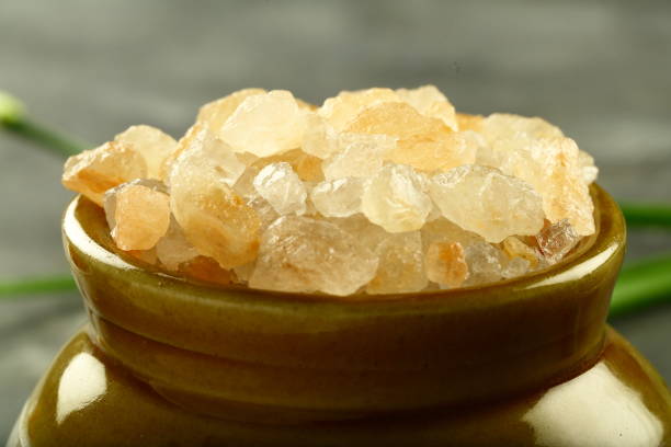 istock Indian cooking- Himalayan salt mineral crystals 1171868718