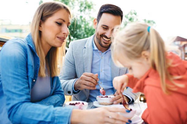 istock Family enjoying restaurant 1171871047