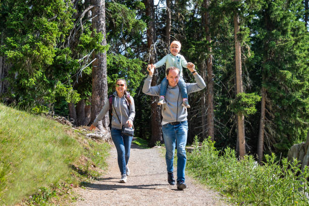 istock Family Walking Hiking Trail 1171903542