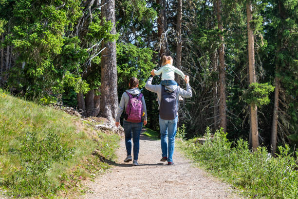 istock Family Walking Hiking Trail 1171903631