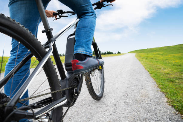 istock Man Riding Electric Mountain Bike 1171903731