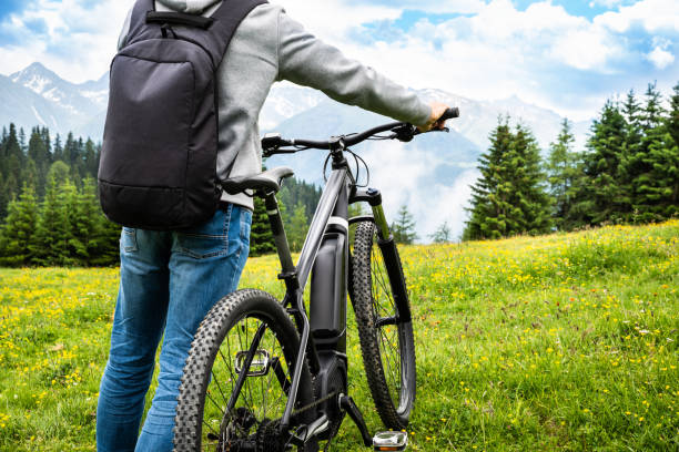 istock Main On Mountain With His Bike 1171903745